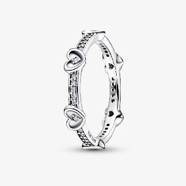Pandora® hearts sterling silver ring with clear cubic zirconia.