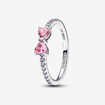 Pandora® sterling silver bow ring with fancy pink and clear cubic zirconia.
Size 7