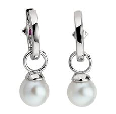 ELLE jewellery – silver white pearl huggie earrings.
Signature rubies.