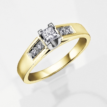 10k yellow gold diamond ring 1 Diamond Princess cut 017ct 4 Fancy cut diamonds 005ct Canadian Certified Gold