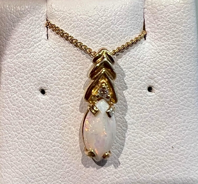 10K Gold Opal Pendant